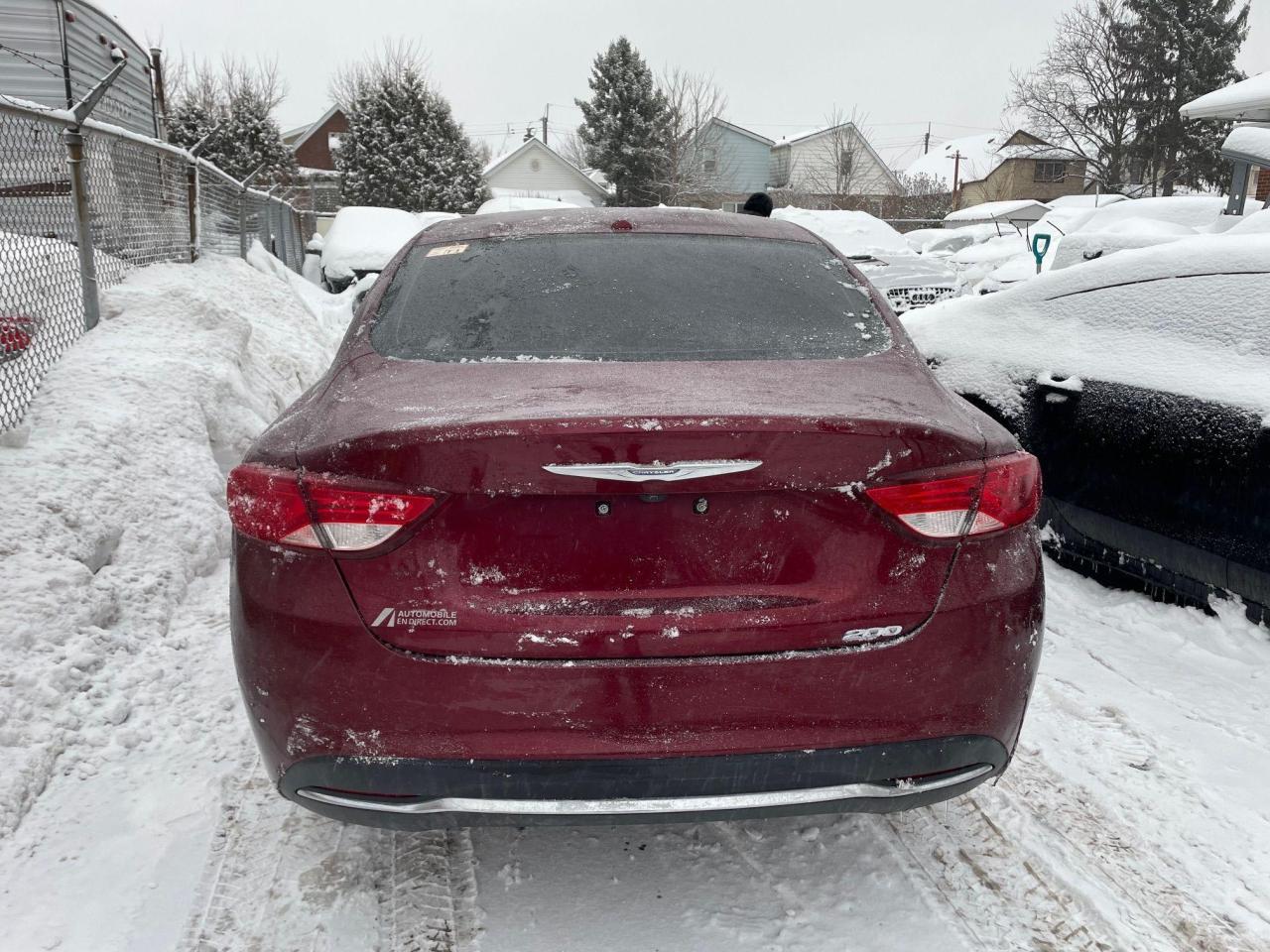 2016 Chrysler 200 Limited *BACKUP CAM, HEATED SEATS & STEERING* - Photo #5