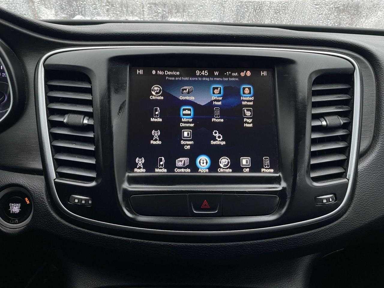 2016 Chrysler 200 Limited *BACKUP CAM, HEATED SEATS & STEERING* - Photo #13