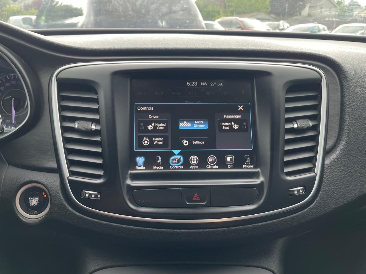2016 Chrysler 200 Limited *BACKUP CAM, HEATED SEATS & STEERING* - Photo #17