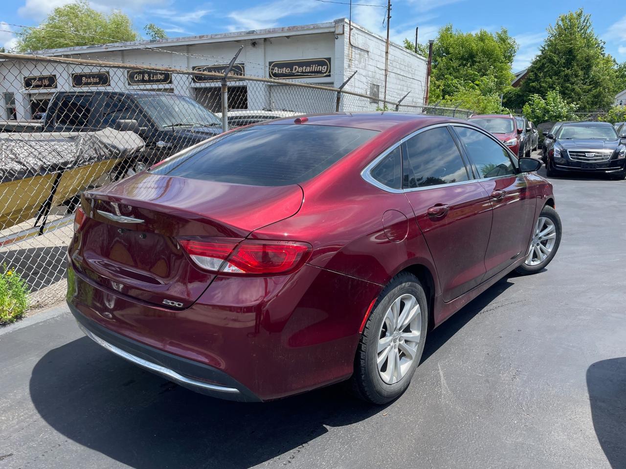 2016 Chrysler 200 Limited *BACKUP CAM, HEATED SEATS & STEERING* Photo4