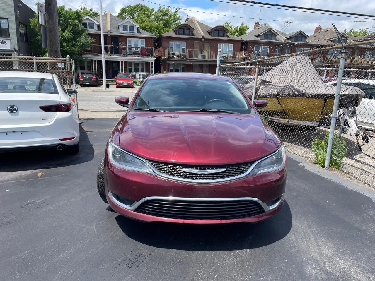 2016 Chrysler 200 Limited *BACKUP CAM, HEATED SEATS & STEERING* - Photo #2