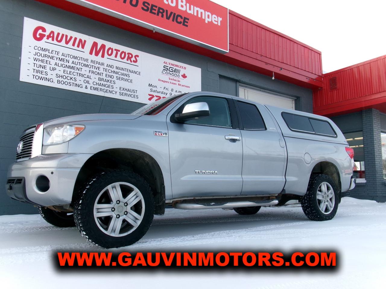 Used 2010 Toyota Tundra 4WD Loaded, Leather, Great Truck, Priced to Sell! for sale in Swift Current, SK