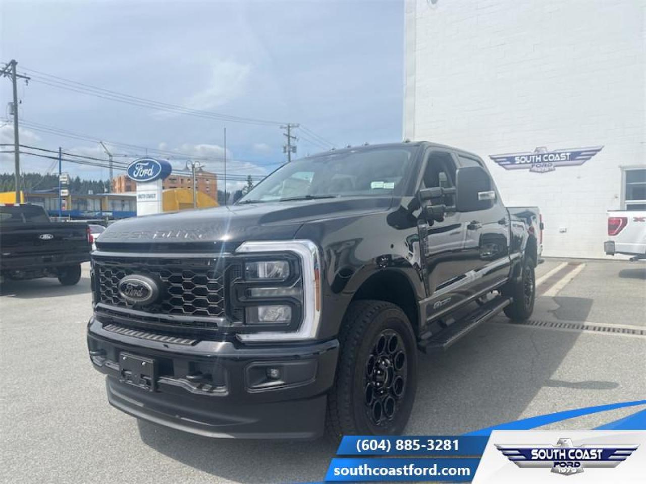 New 2025 Ford F-350 Super Duty XLT  - Diesel Engine for sale in Sechelt, BC