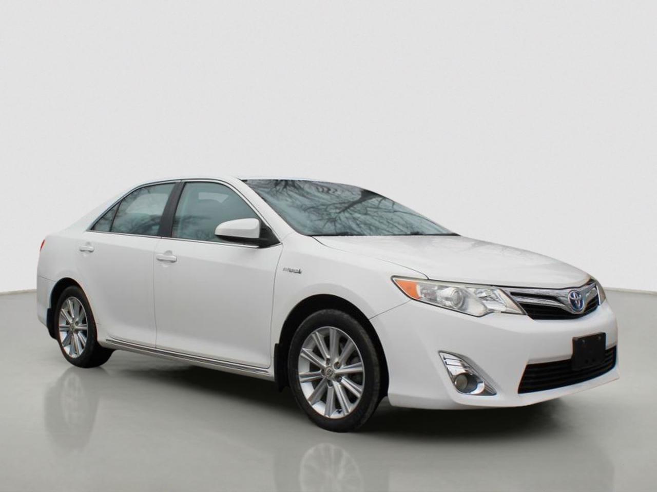 Used 2012 Toyota Camry HYBRID Berline 4 portes XLE for sale in Courtenay, BC