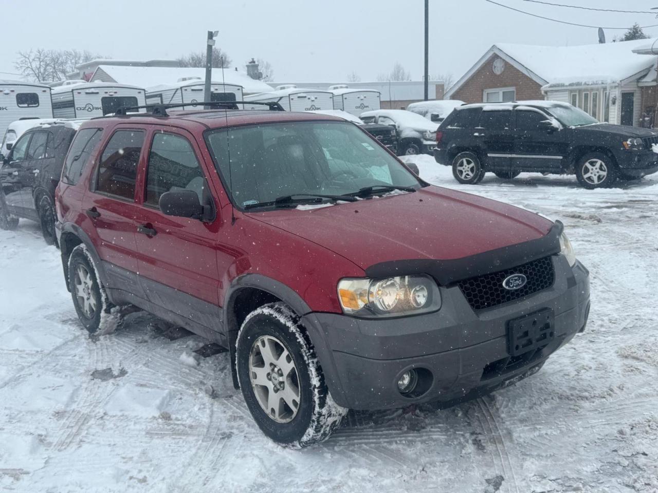 2005 Ford Escape XLT, 4WD, RUNS AND DRIVES, AS IS - Photo #7