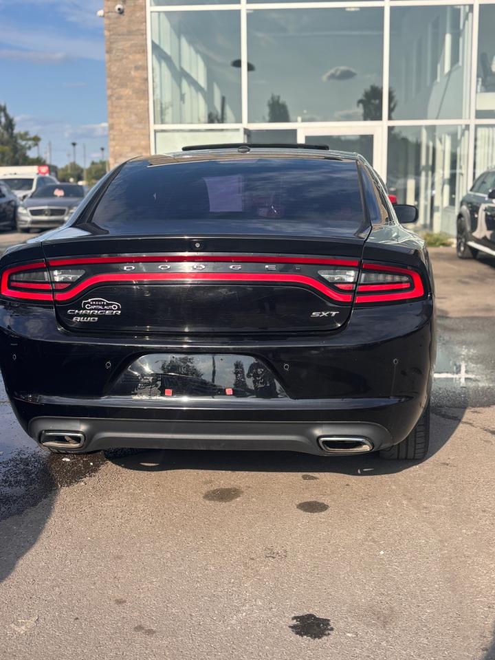 2016 Dodge Charger  - Photo #9