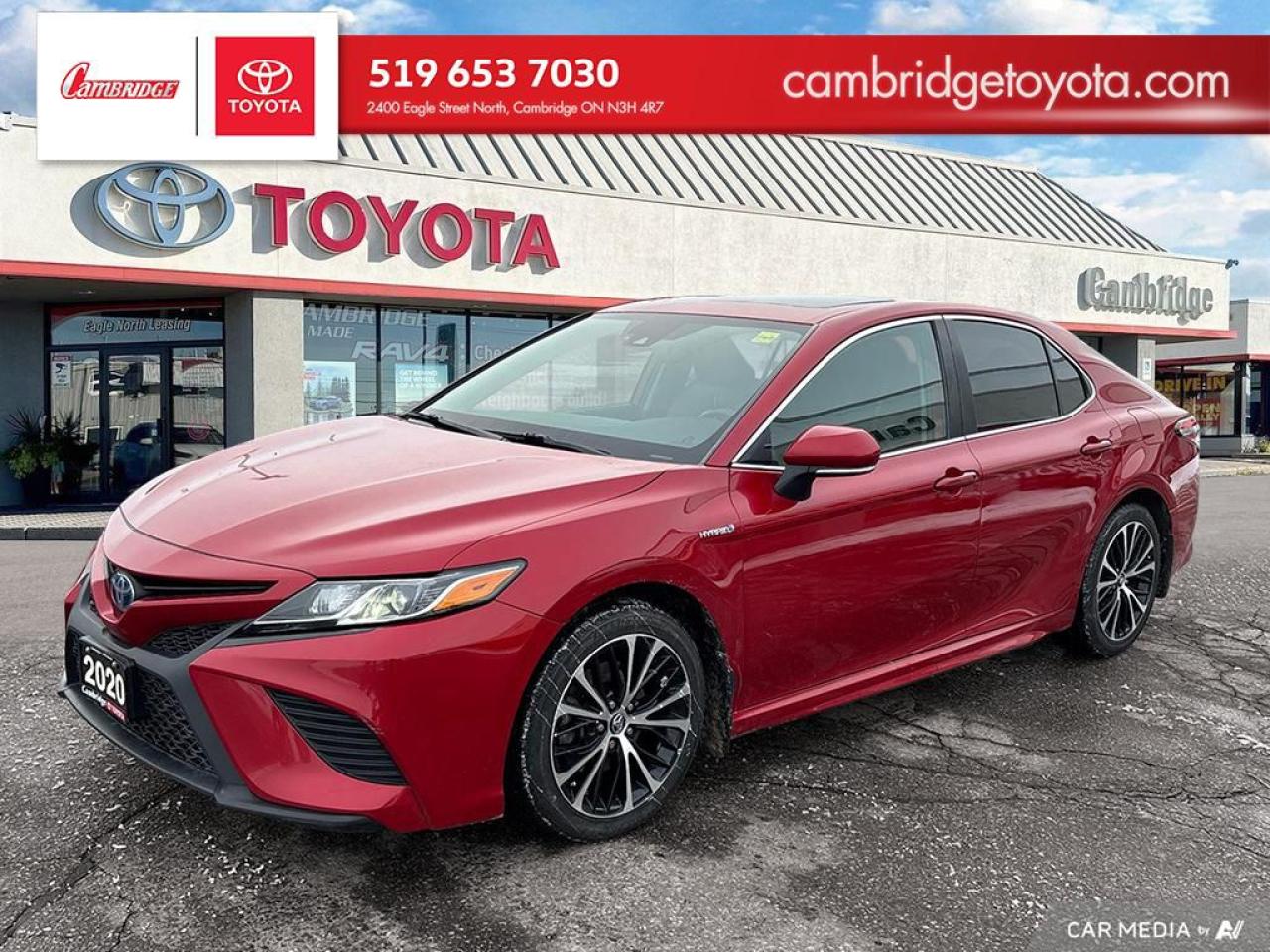 Used 2020 Toyota Camry HYBRID SE for sale in Cambridge, ON