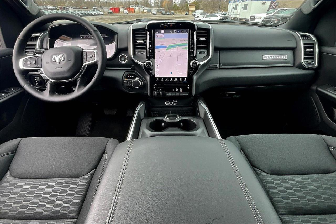 2025 RAM 1500 BIG HORN CREW | Level2 | Night Ed. | Bed Utility Photo4