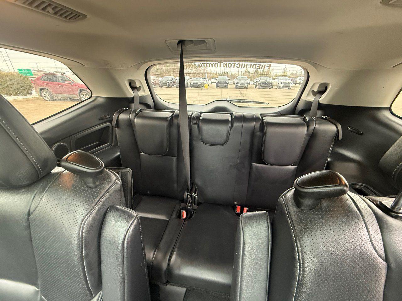2021 Subaru ASCENT Limited Photo