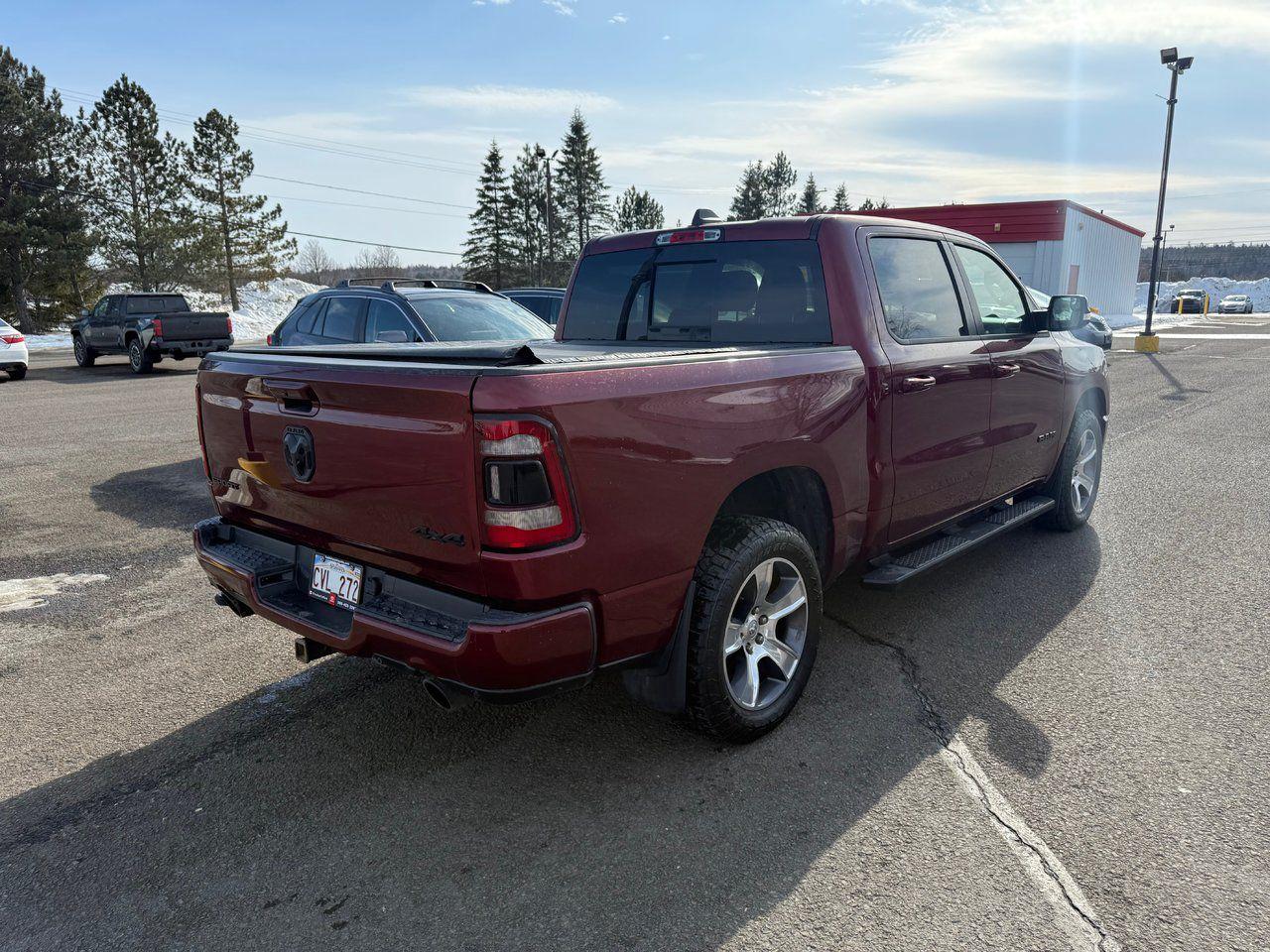 2020 RAM 1500 SPORT Photo4