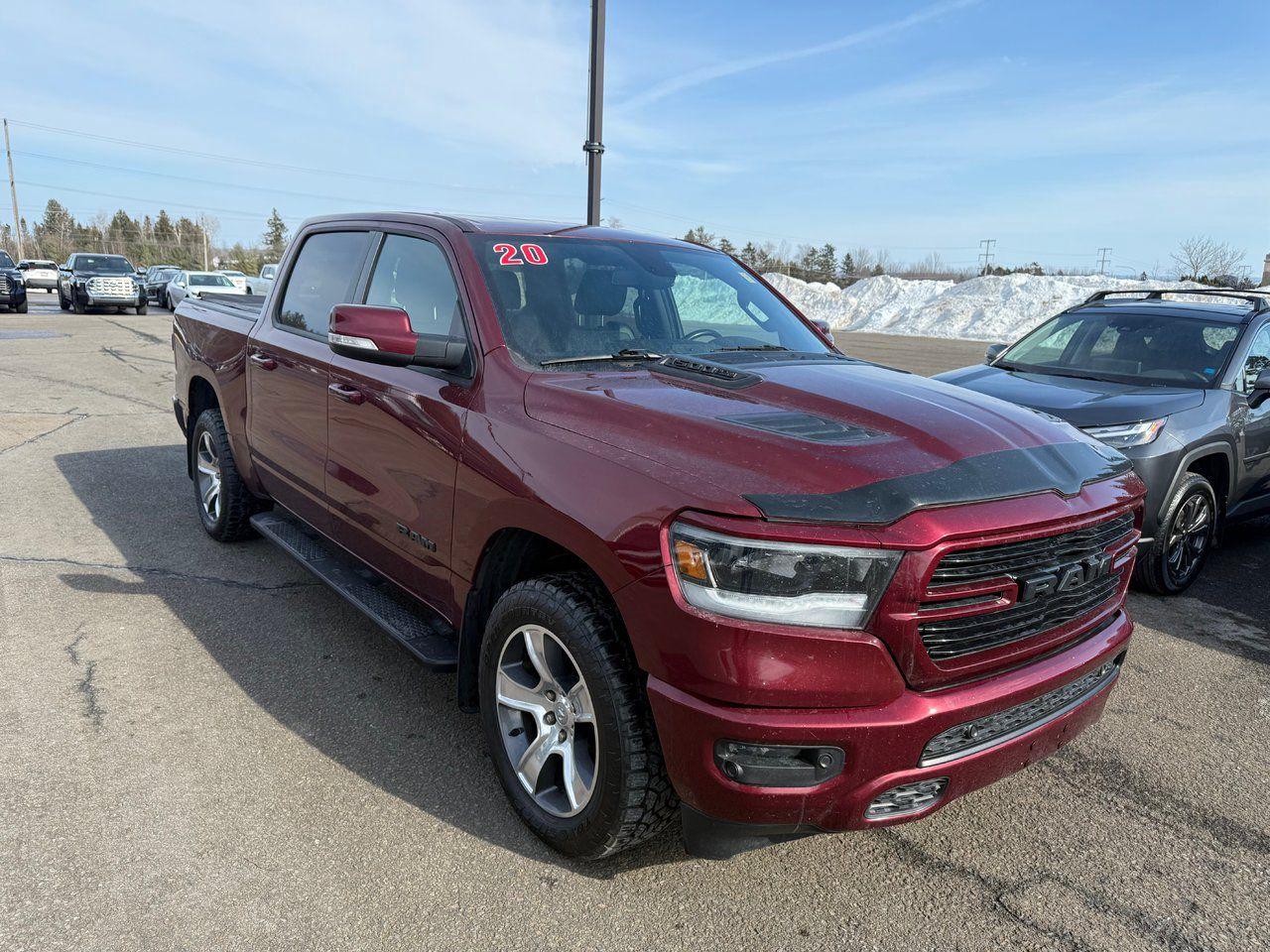 2020 RAM 1500 SPORT Photo2