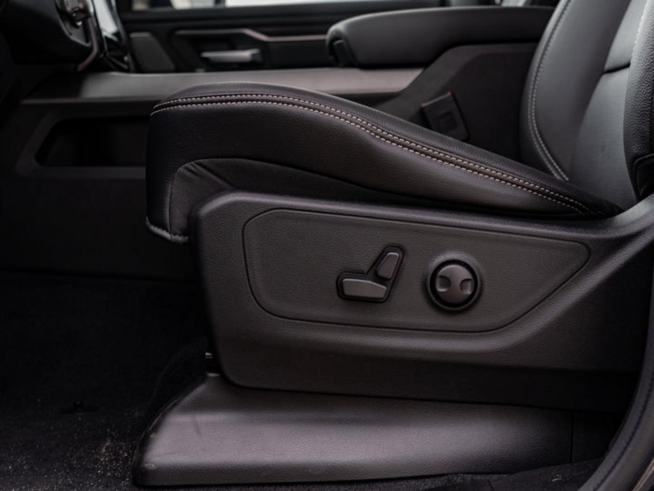 2025 RAM 1500 SPORT Photo