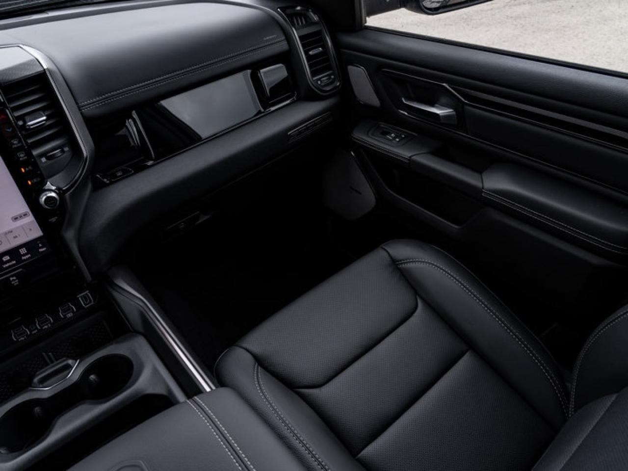 2025 RAM 1500 SPORT Photo