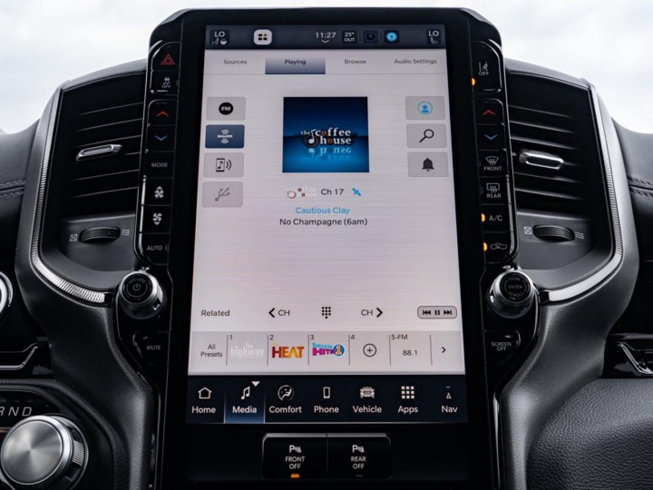 2025 RAM 1500 SPORT Photo