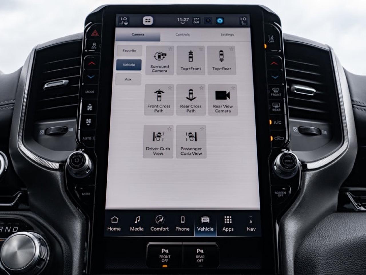 2025 RAM 1500 SPORT Photo