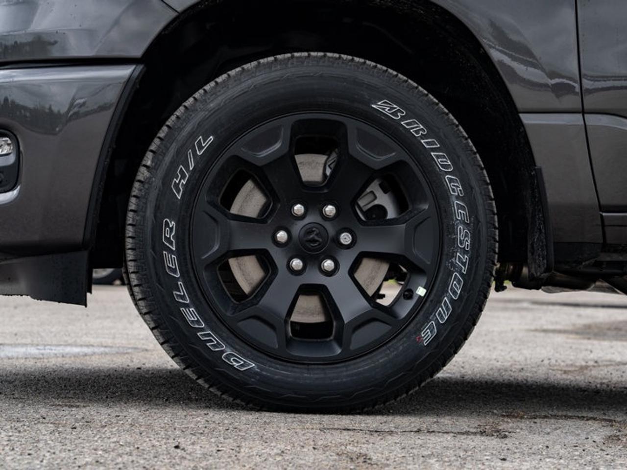 2025 RAM 1500 SPORT Photo