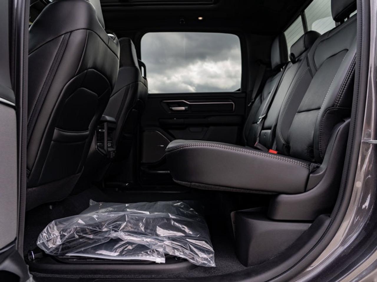 2025 RAM 1500 SPORT Photo