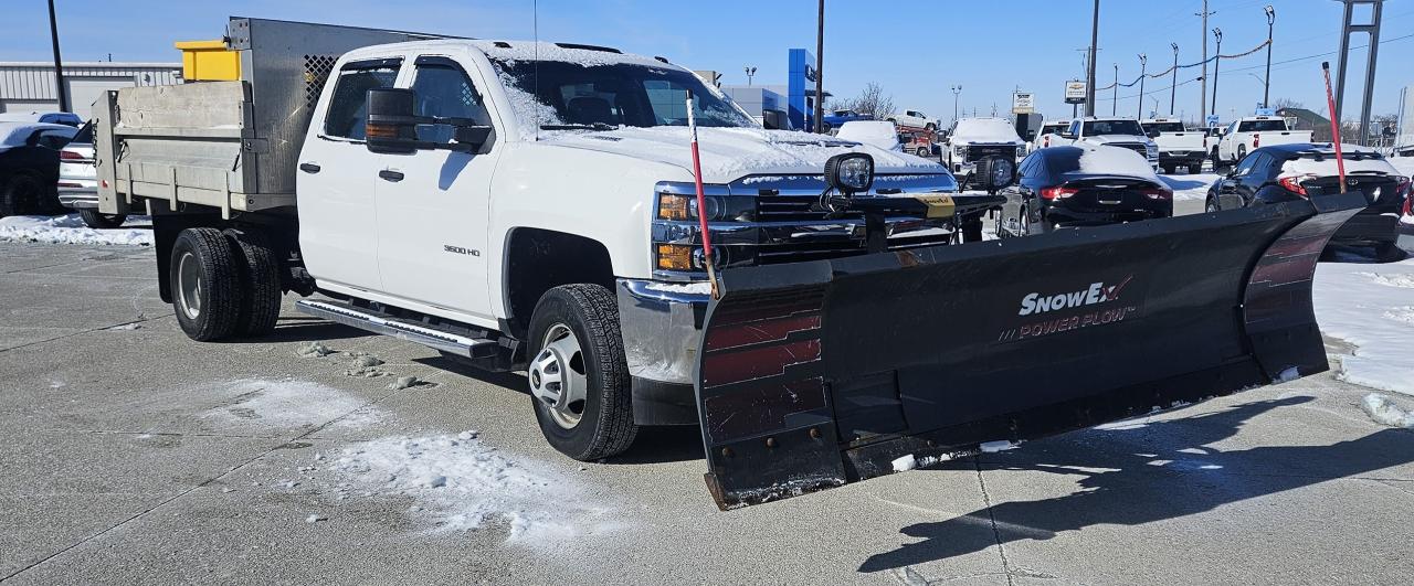 Used 2017 Chevrolet Silverado 3500 Dump for sale in Tilbury, ON