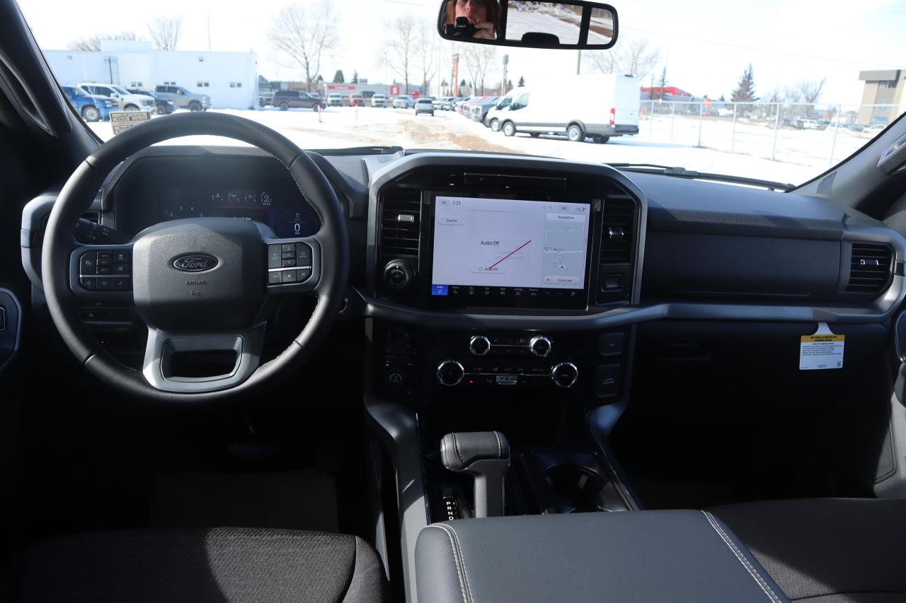 2025 Ford F-150 XLT Photo5