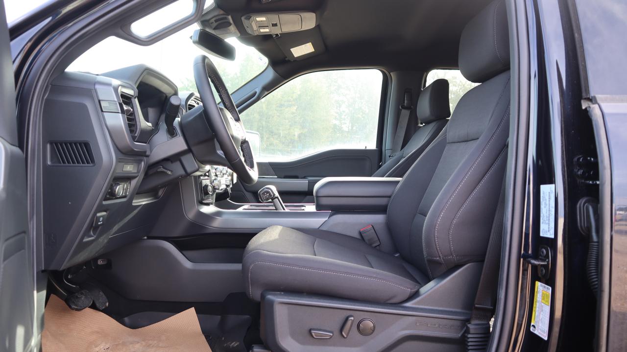2025 Ford F-150 XLT Photo5
