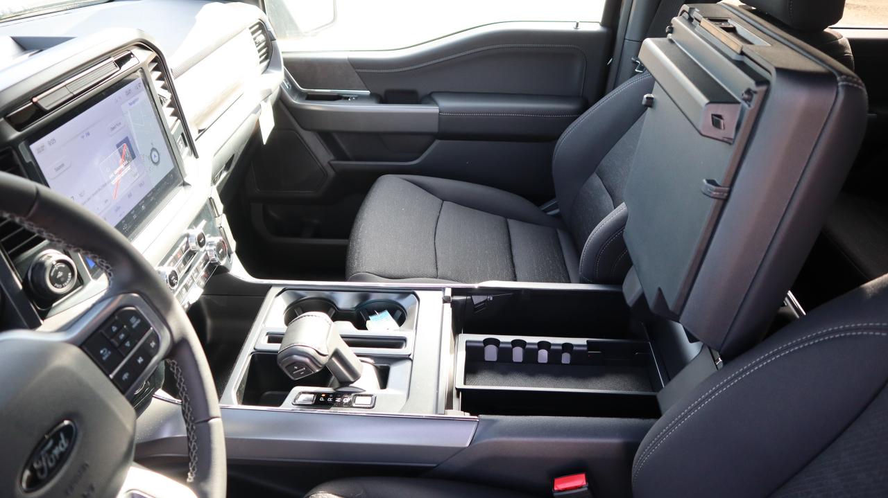 2025 Ford F-150 XLT Photo5