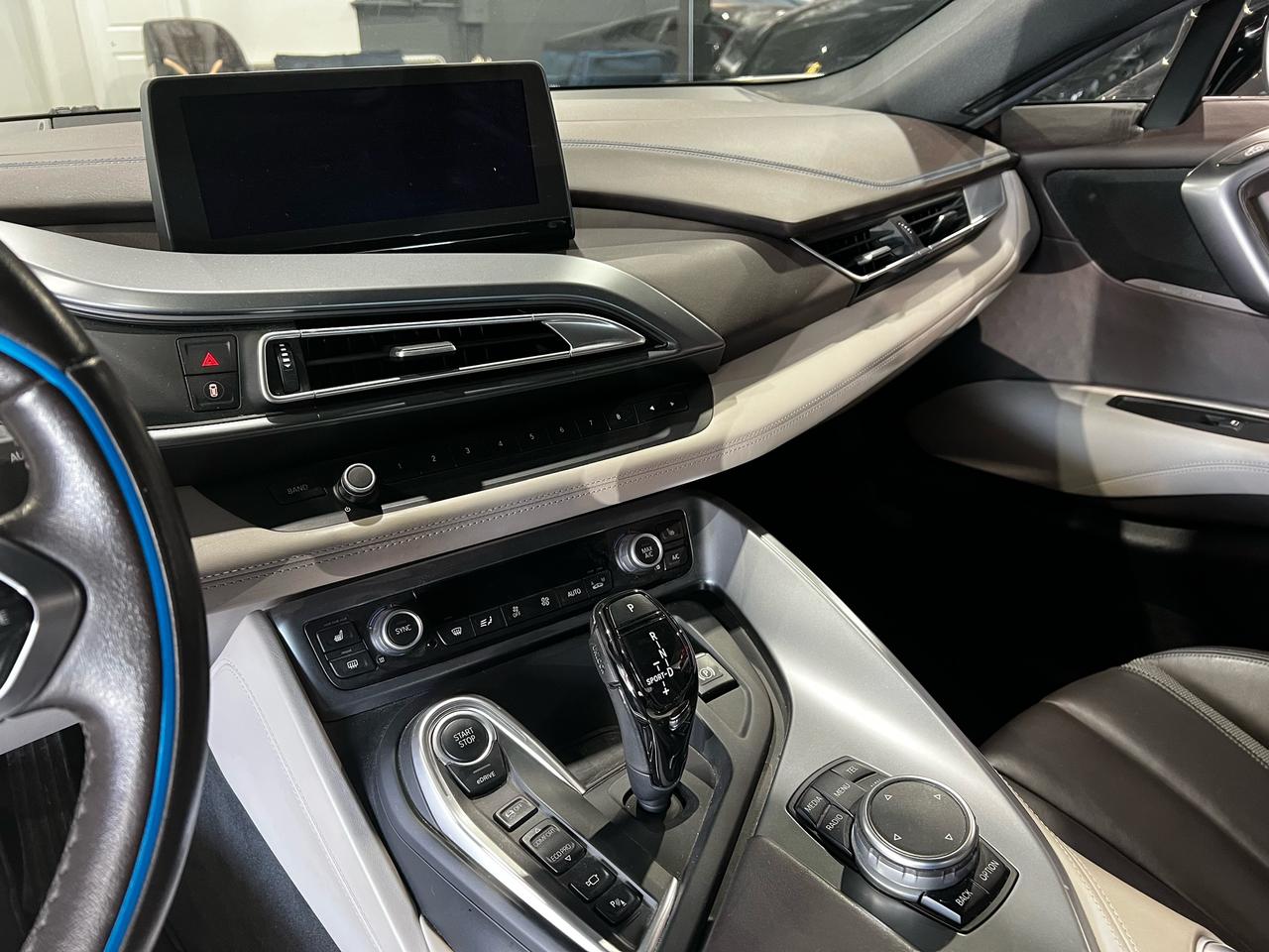 2014 BMW i8  Photo