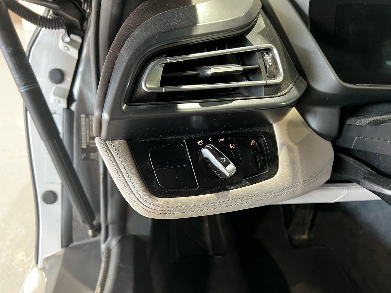 2014 BMW i8  Photo