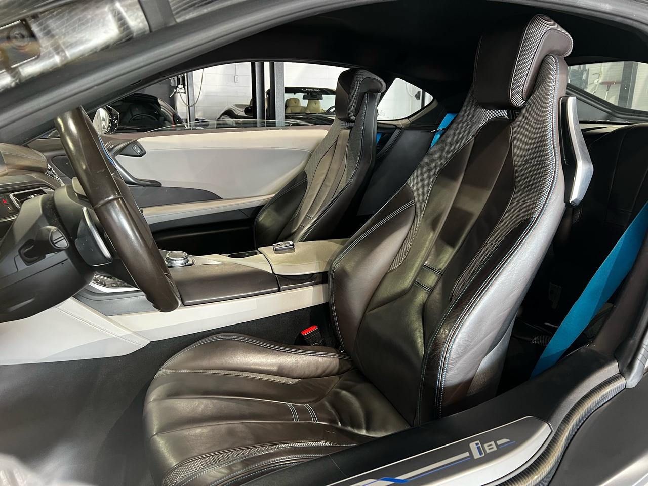 2014 BMW i8  Photo