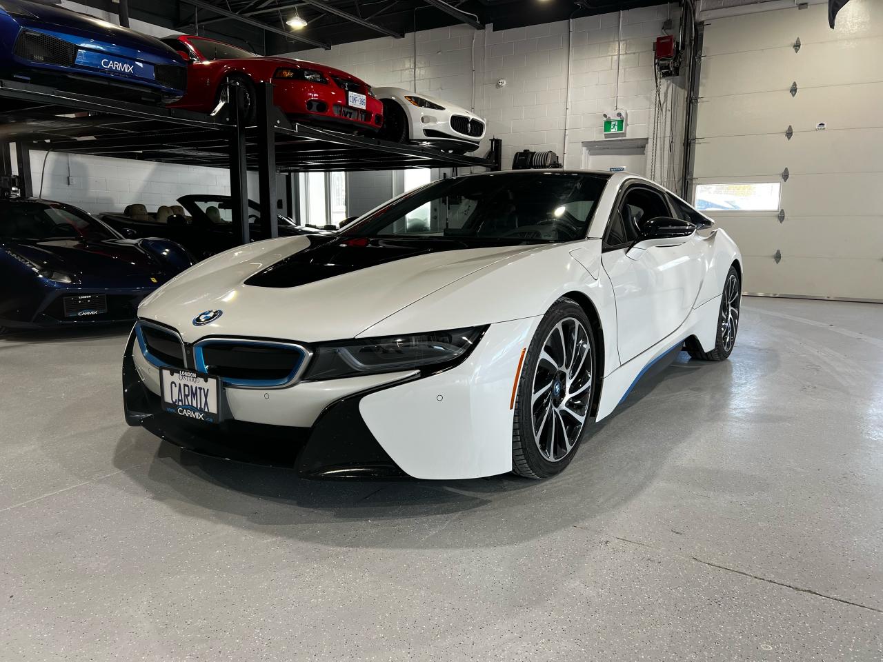 2014 BMW i8  - Photo #3