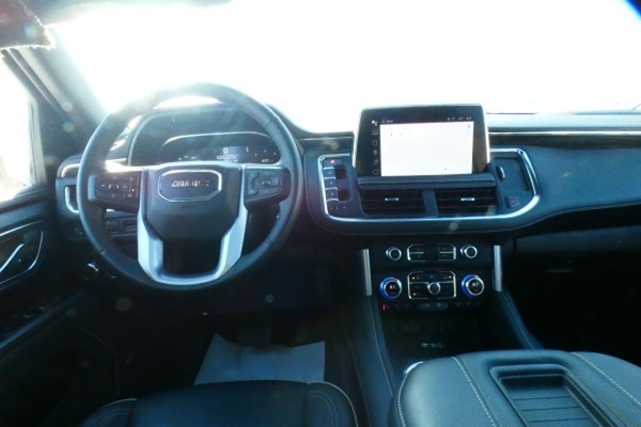 2023 GMC Yukon XL SLT 3.0L DURA DSL 4WD w/H&C L, pano S/R, NAV, BUC - Photo #12