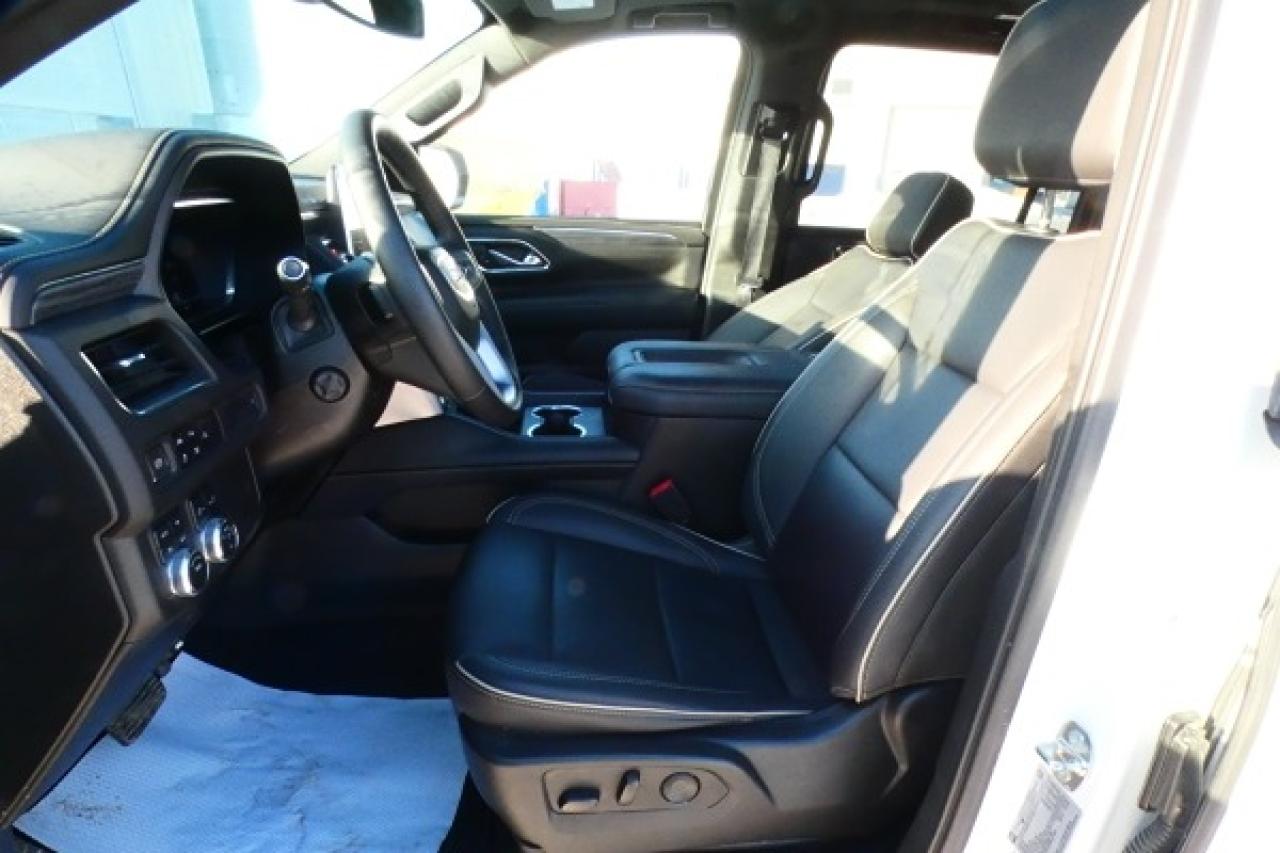2023 GMC Yukon XL SLT 3.0L DURA DSL 4WD w/H&C L, pano S/R, NAV, BUC - Photo #11