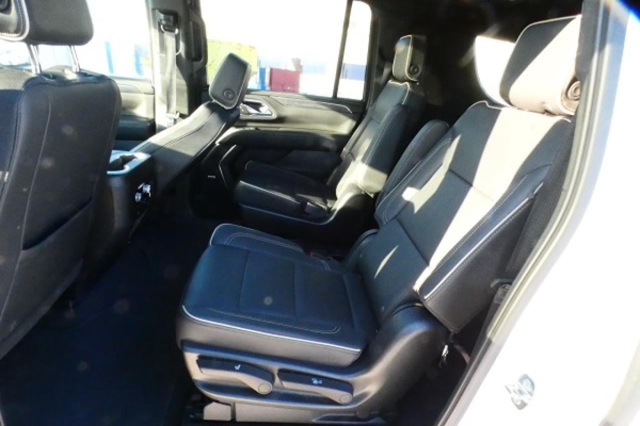 2023 GMC Yukon XL SLT 3.0L DURA DSL 4WD w/H&C L, pano S/R, NAV, BUC - Photo #10