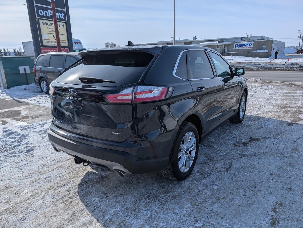 2021 Ford Edge  - Photo #4