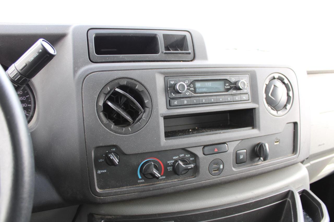 2021 Ford E-Series Cutaway E-450 DRW 158" WB - Photo #4