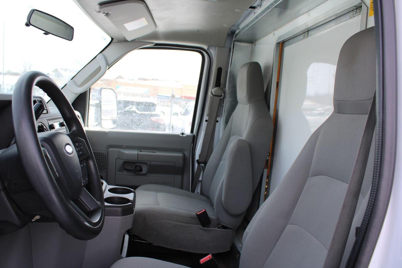 2021 Ford E-Series Cutaway E-450 DRW 158" WB - Photo #7