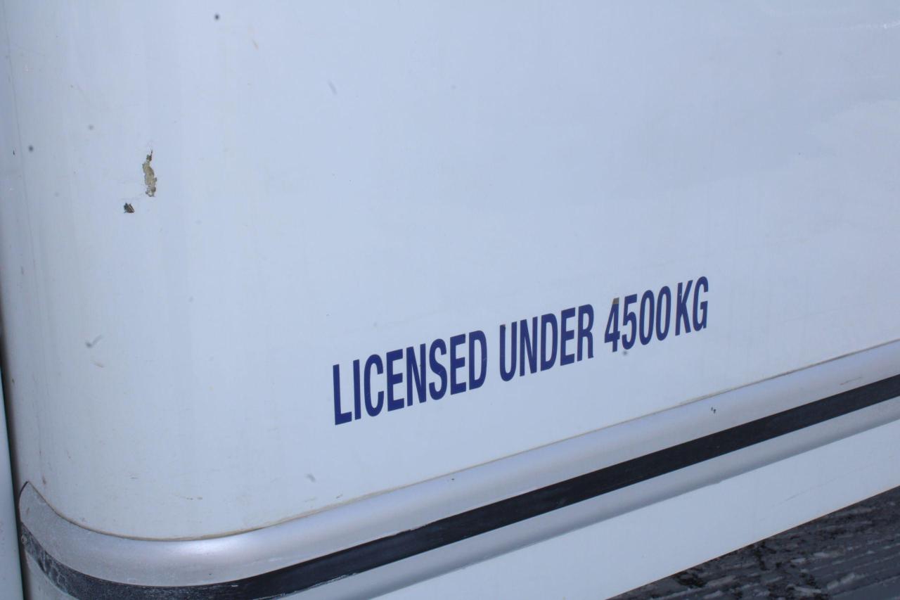 2021 Ford E-Series Cutaway E-450 DRW 158" WB - Photo #14