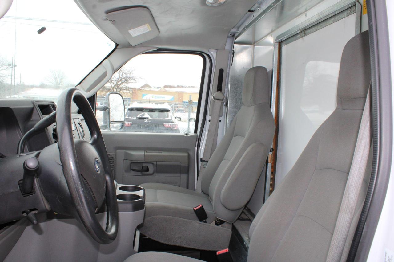2019 Ford E-Series Cutaway E-450 DRW 158" WB - Photo #8