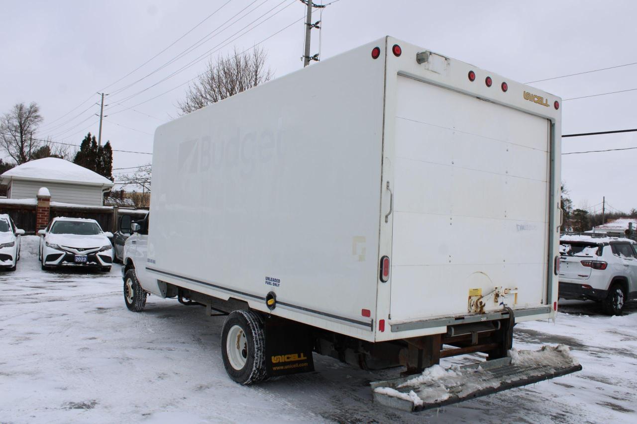2019 Ford E-Series Cutaway E-450 DRW 158" WB - Photo #14