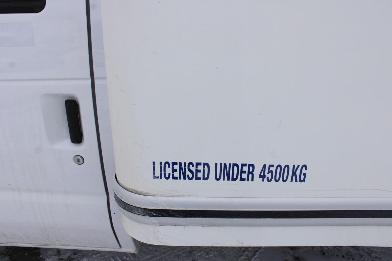 2019 Ford E-Series Cutaway E-450 DRW 158" WB - Photo #15