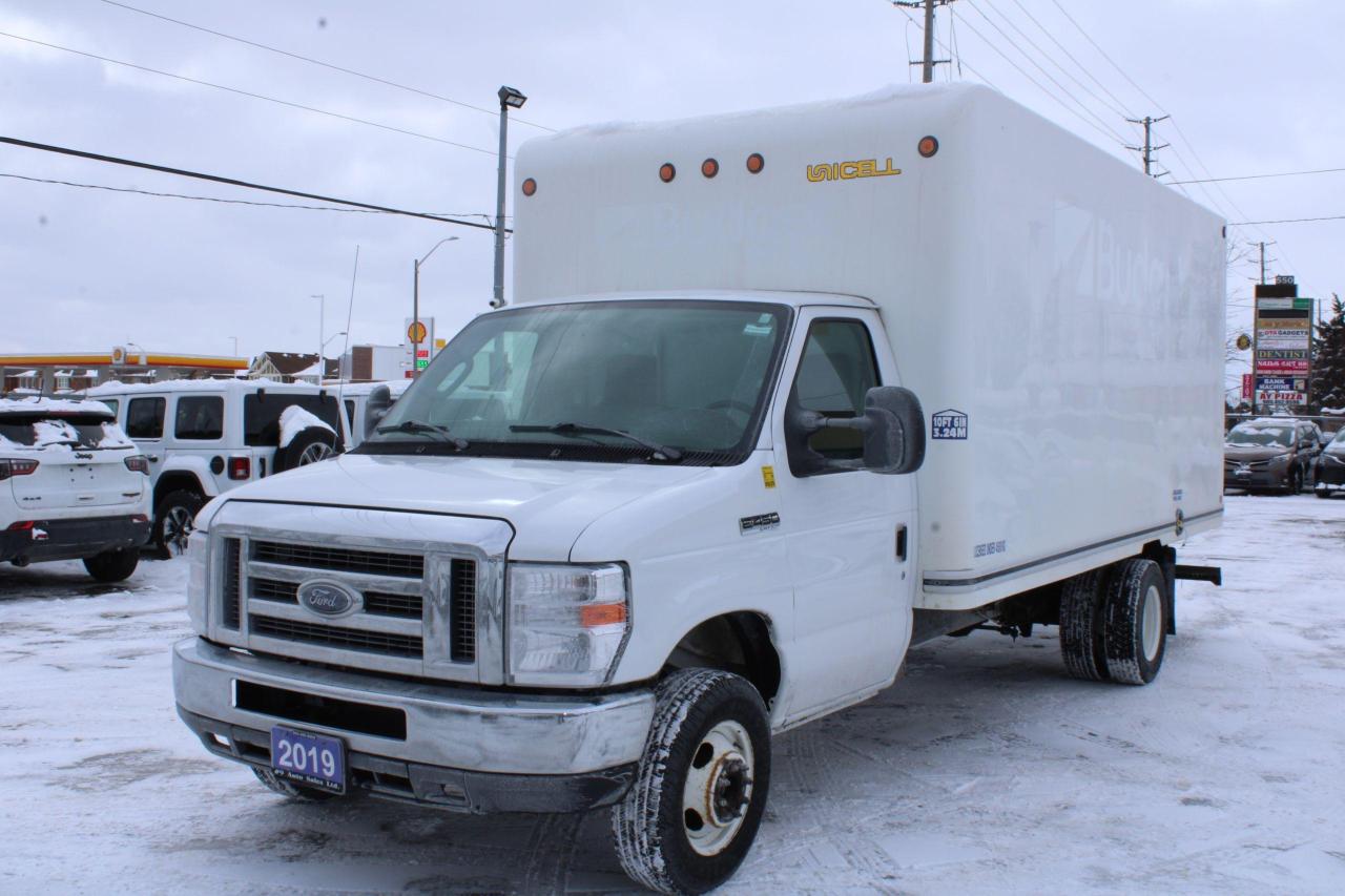 2019 Ford E-Series Cutaway E-450 DRW 158" WB - Photo #3