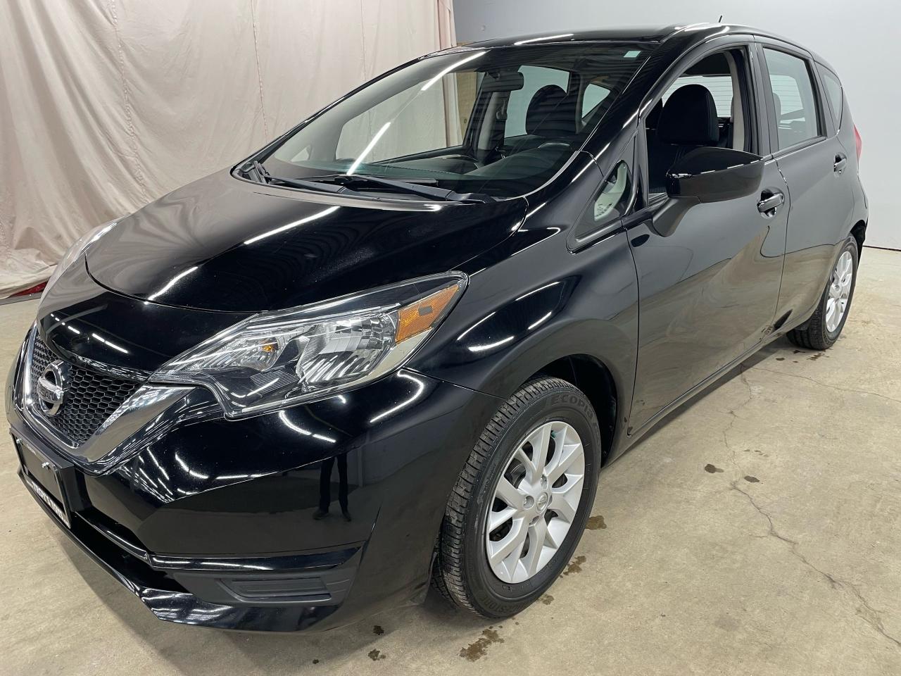 2017 Nissan Versa Note SV Photo3