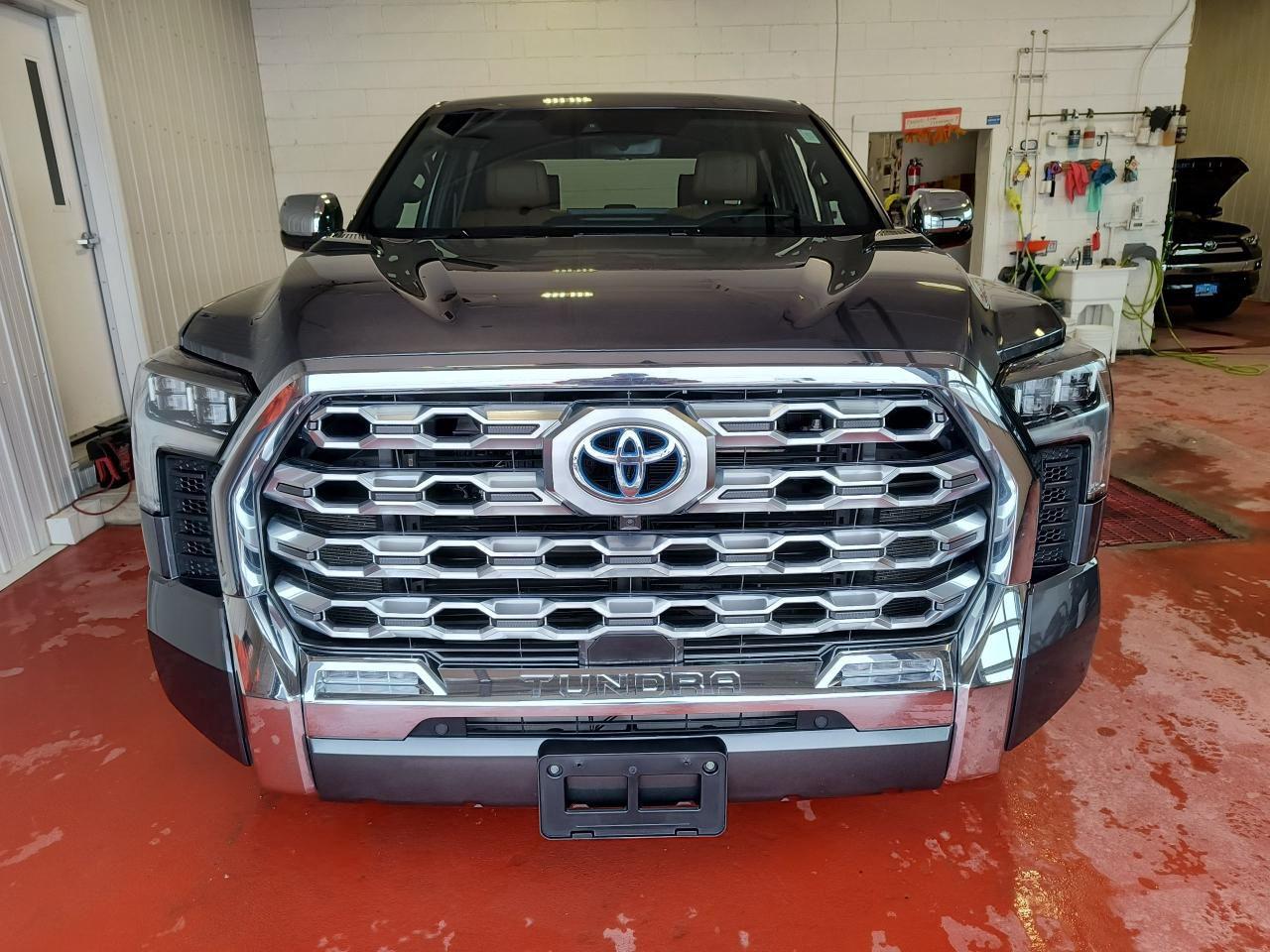 2024 Toyota Tundra Platinum Hybrid 1794 Photo4