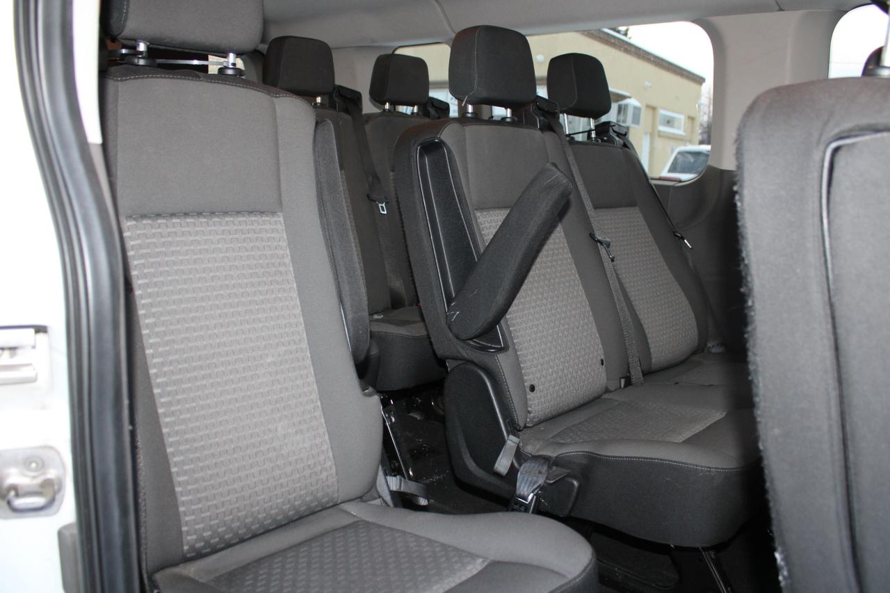 2020 Ford Transit T-350 148" Low Roof XLT RWD - Photo #17