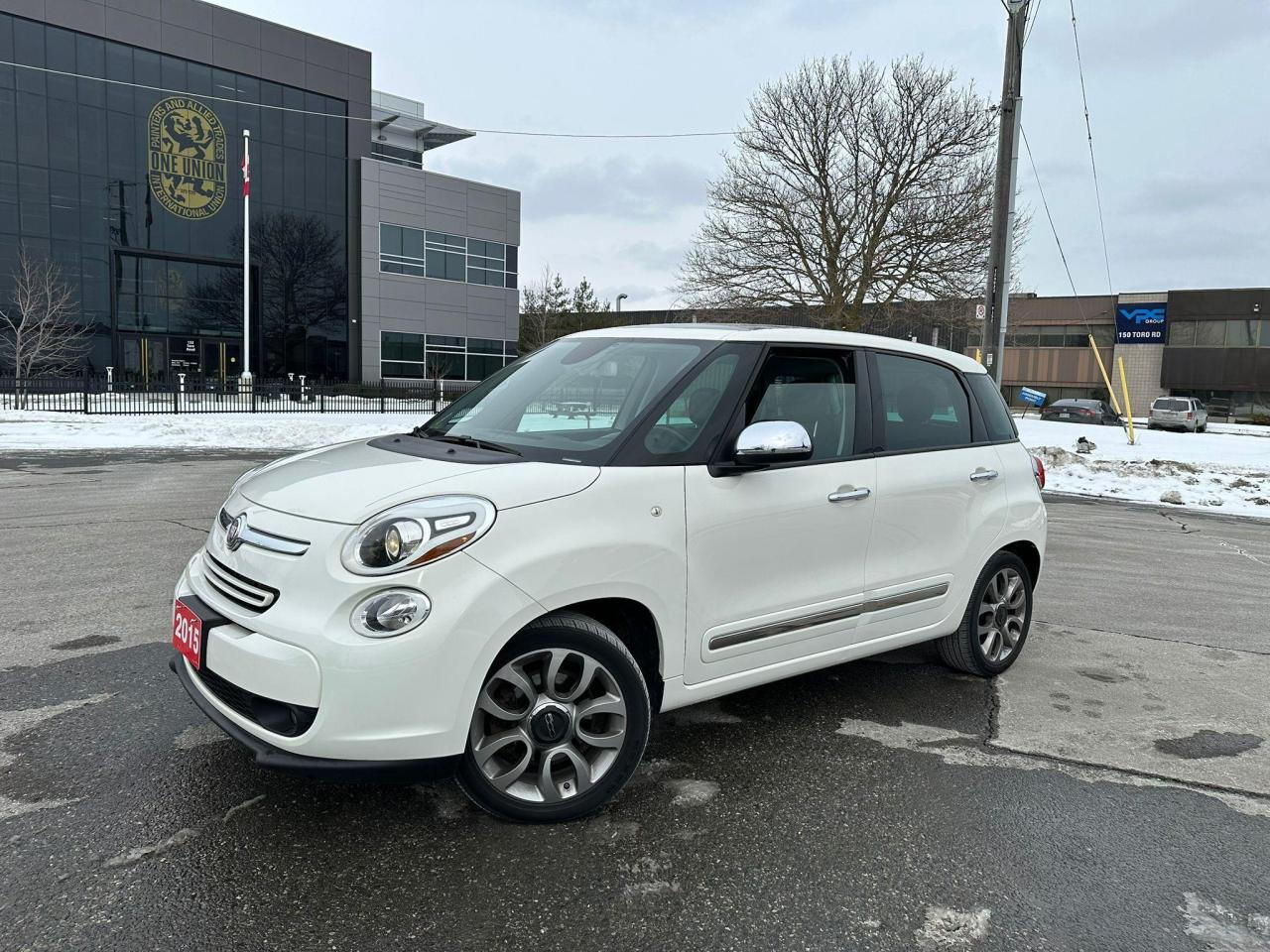 2015 Fiat 500L 500L Lounge 1.4L // CERTIFIED // NO ACCIDENT - Photo #4