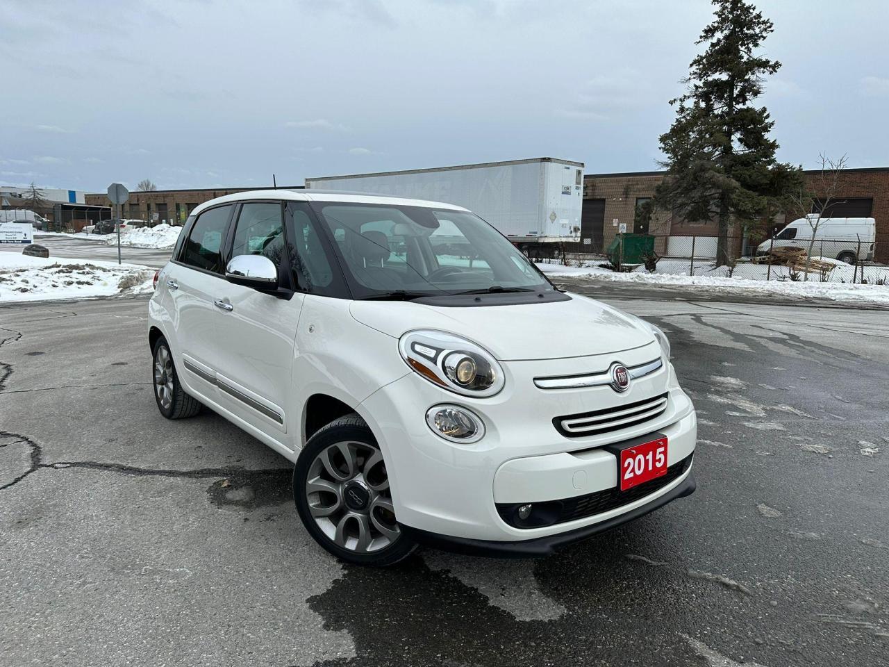 2015 Fiat 500L 500L Lounge 1.4L // CERTIFIED // NO ACCIDENT - Photo #8