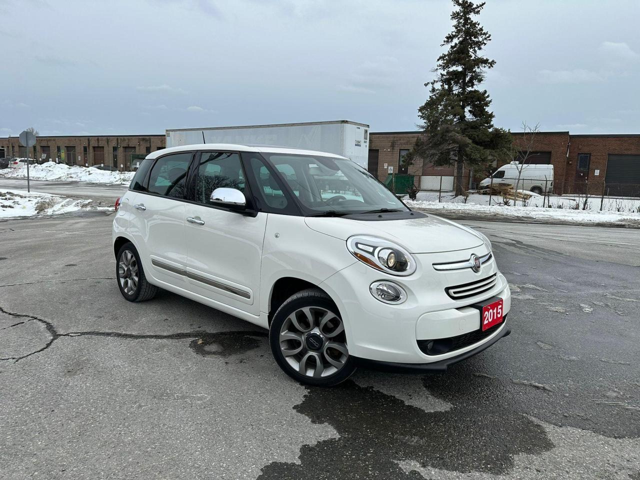 2015 Fiat 500L 500L Lounge 1.4L // CERTIFIED // NO ACCIDENT - Photo #9