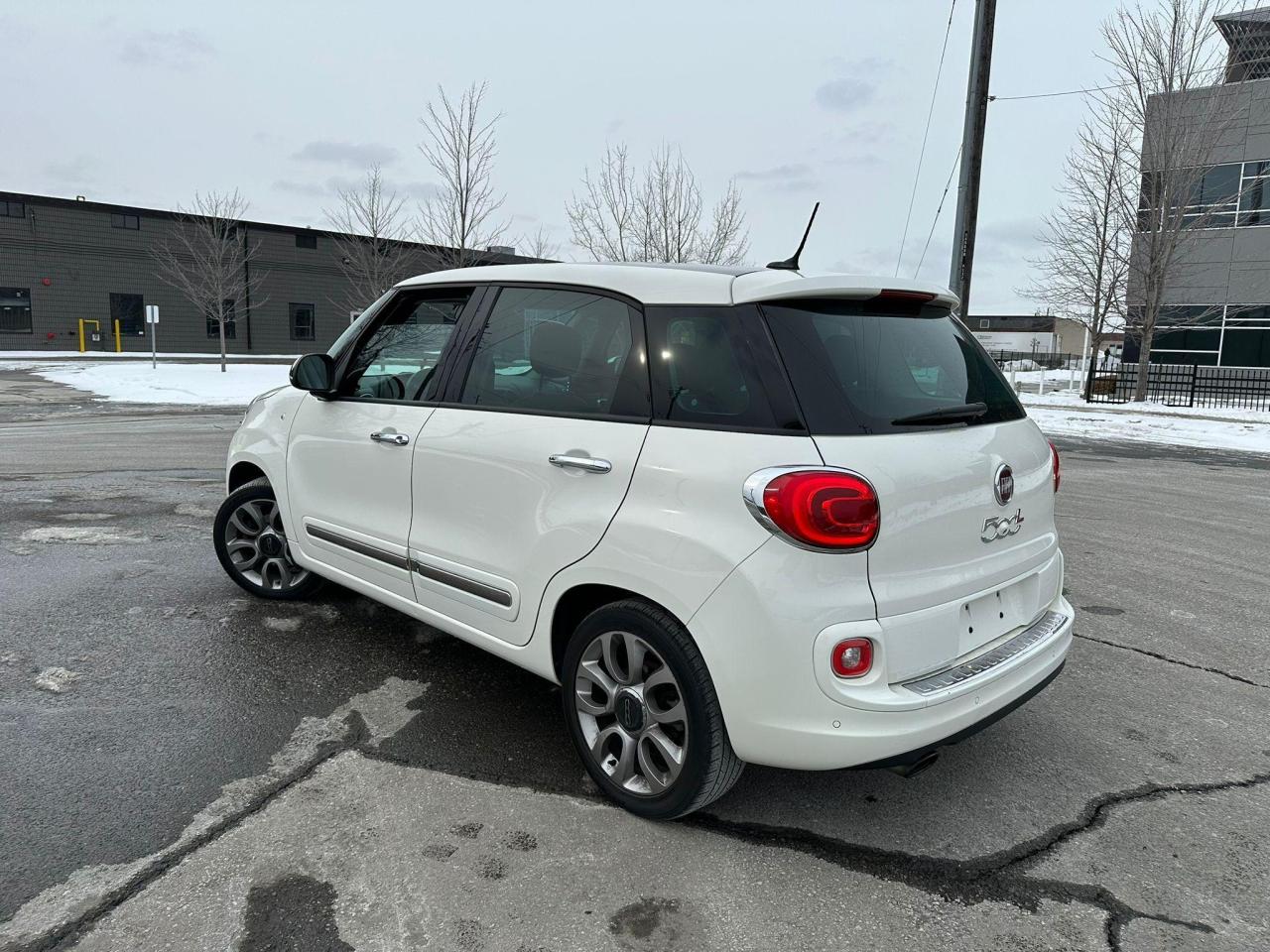 2015 Fiat 500L 500L Lounge 1.4L // CERTIFIED // NO ACCIDENT - Photo #16