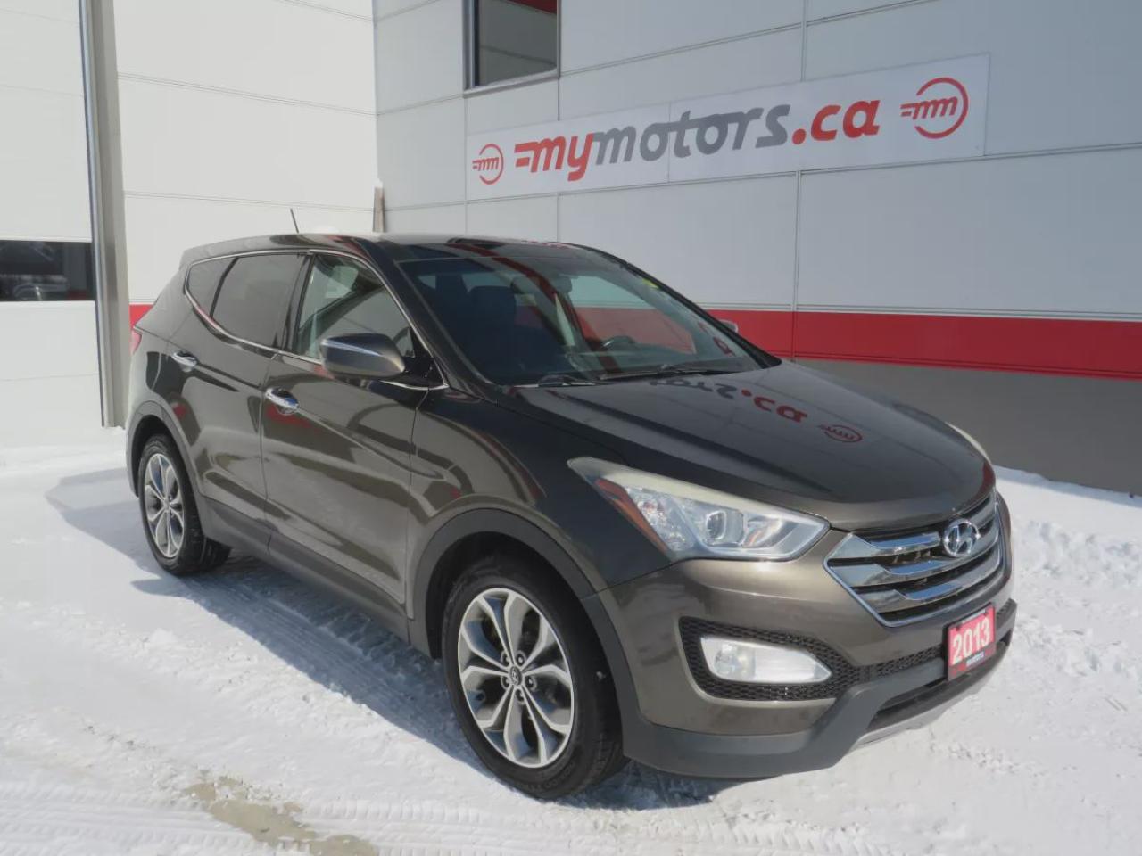 Used 2013 Hyundai Santa Fe SE (**AWD**ALLOY RIMS**TRAILER HITCH**LEATHER**PANORAMIC SUNROOF**POWER SEATS**FRONT AND REAR HEATED SEATS**HEATED STEERING WHEEL**REVERSE CAMERA**DIGITAL TOUCHSCREEN**PUSH BUTTON START**CRUISE CONTROL**BLUETOOTH**) for sale in Tillsonburg, ON