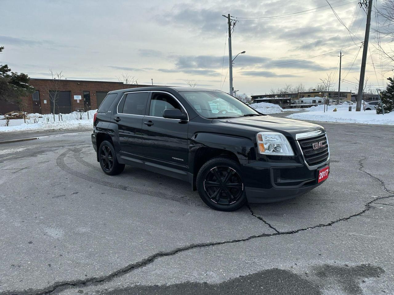 2017 GMC Terrain SLE // AWD // CERTIFIED // NO ACCIDENT - Photo #2