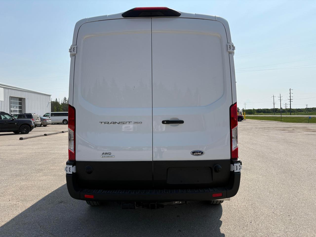 2025 Ford Transit Cargo Van T-350 148" MED RF 9900 GVWR AWD Photo5